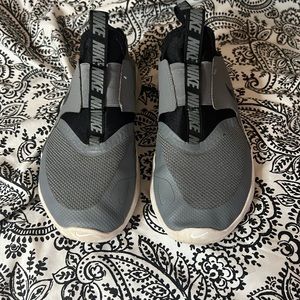Nike flex runners